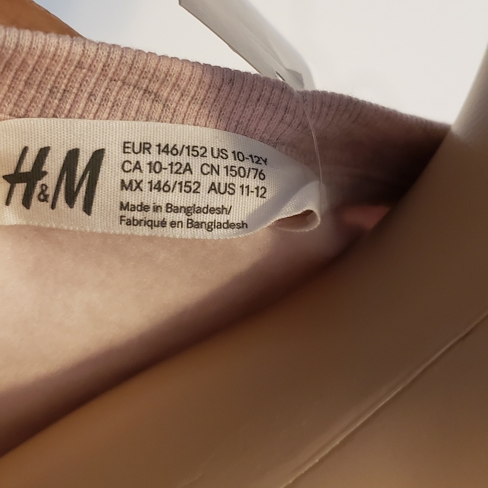 H&M sweatshirt - Picture 6 of 6